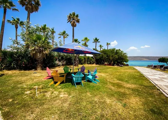 Ion Club Loft Bed & Breakfast *